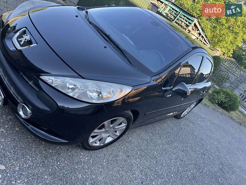 Хэтчбек Peugeot 207 2007 в Самборе Хэтчбек Peugeot 207 2007 в Самборе