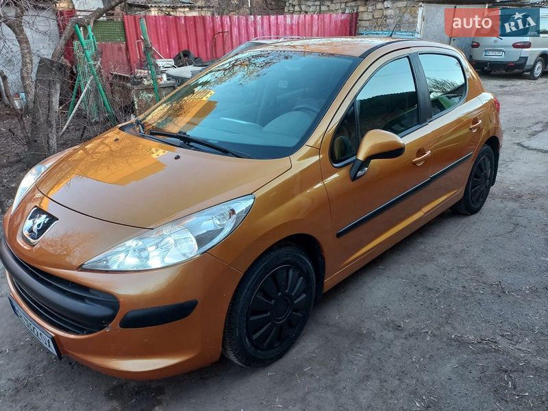 Хэтчбек Peugeot 207 2006 в Одессе