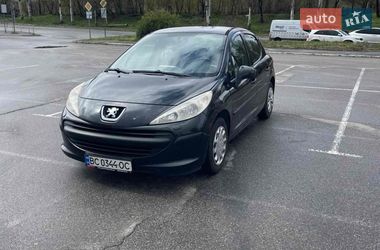 Хэтчбек Peugeot 207 2008 в Киеве