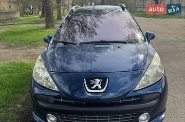 Хэтчбек Peugeot 207 2008 в Сарате