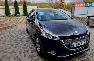 Хетчбек Peugeot 208 2013 в Обухові