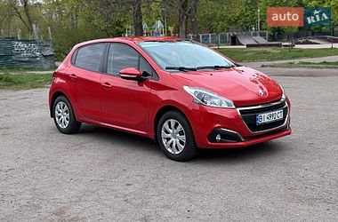 Хетчбек Peugeot 208 2016 в Полтаві