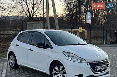 Хетчбек Peugeot 208 2013 в Бориславі
