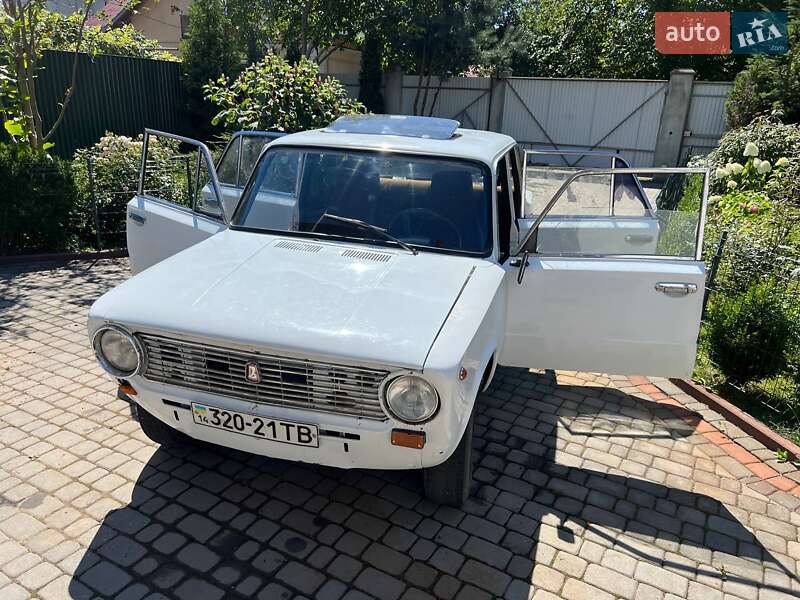 Седан ВАЗ / Lada 2101 1975 в Самборе Седан ВАЗ / Lada 2101 1975 в Самборе