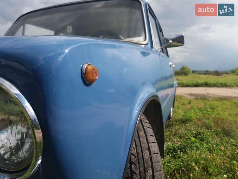 Седан ВАЗ / Lada 2101 1983 в Змиеве