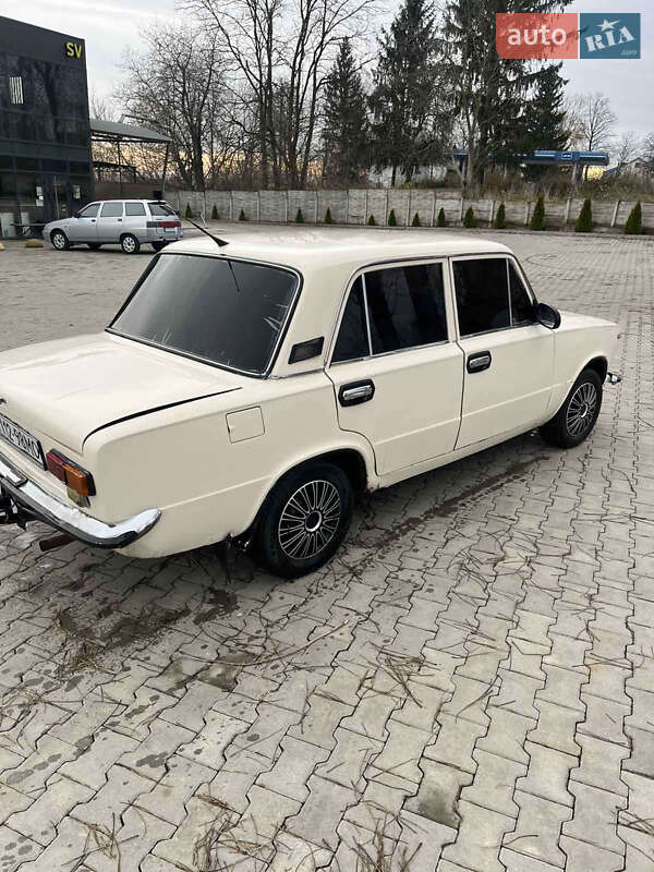 Седан ВАЗ / Lada 2101 1986 в Черновцах