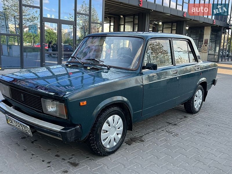 Седан ВАЗ / Lada 2105 1996 в Ровно