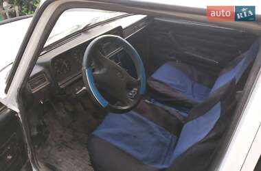 Седан ВАЗ / Lada 2107 2005 в Сарате