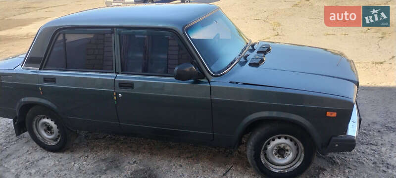 Седан ВАЗ / Lada 2107 2010 в Николаеве Седан ВАЗ / Lada 2107 2010 в Николаеве