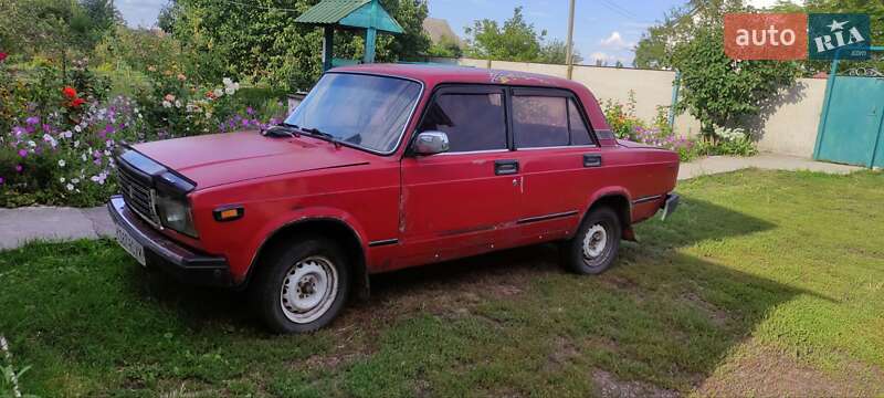 Седан ВАЗ / Lada 2107 1991 в Кременчуге