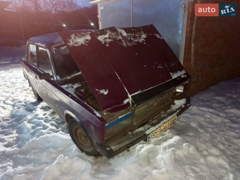 Седан ВАЗ / Lada 2107 2000 в Сумах