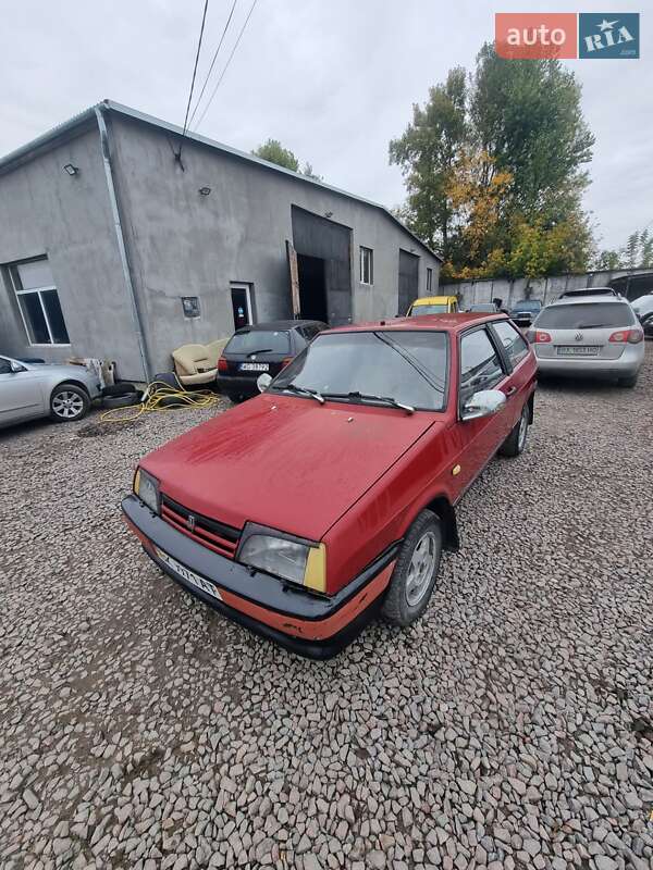 Хэтчбек ВАЗ / Lada 2108 1988 в Кременце