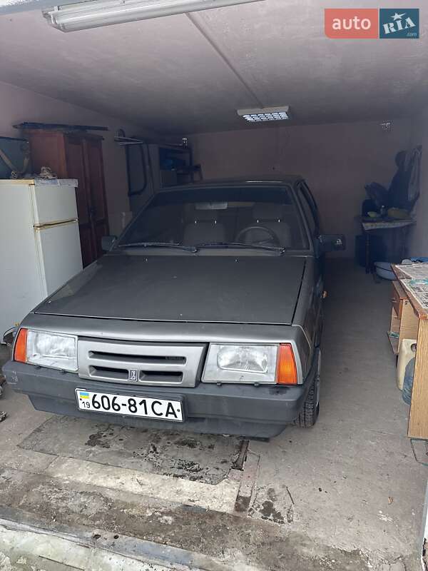 Хэтчбек ВАЗ / Lada 2108 1991 в Сумах Хэтчбек ВАЗ / Lada 2108 1991 в Сумах