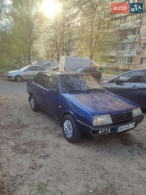 Седан ВАЗ / Lada 21099 1992 в Днепре
