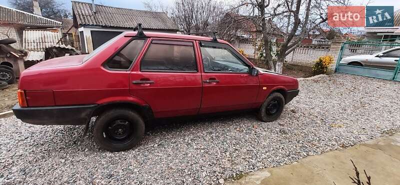 Седан ВАЗ / Lada 21099 1998 в Вапнярке