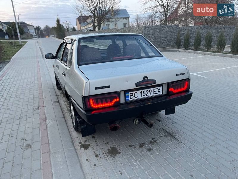 Седан ВАЗ / Lada 21099 2007 в Львове