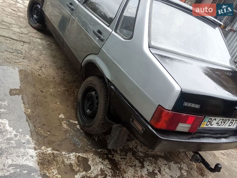Седан ВАЗ / Lada 21099 1994 в Львове