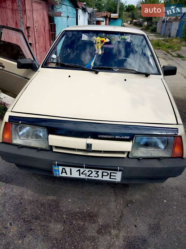 Хэтчбек ВАЗ / Lada 2109 1988 в Белой Церкви Хэтчбек ВАЗ / Lada 2109 1988 в Белой Церкви