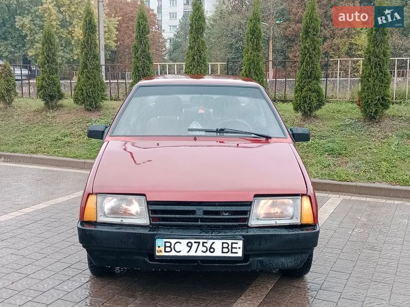 Хэтчбек ВАЗ / Lada 2109 1998 в Дрогобыче