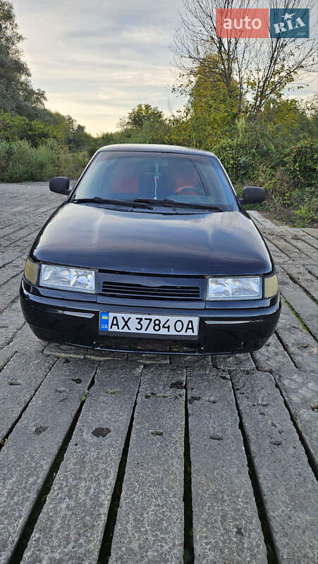 Хэтчбек ВАЗ / Lada 2112 2006 в Люботине Хэтчбек ВАЗ / Lada 2112 2006 в Люботине