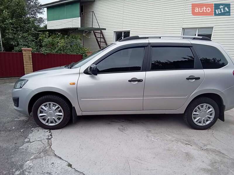 Универсал ВАЗ / Lada 2194 Kalina 2017 в Березане