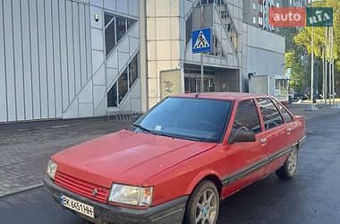 Седан Renault 21 1989 в Ровно