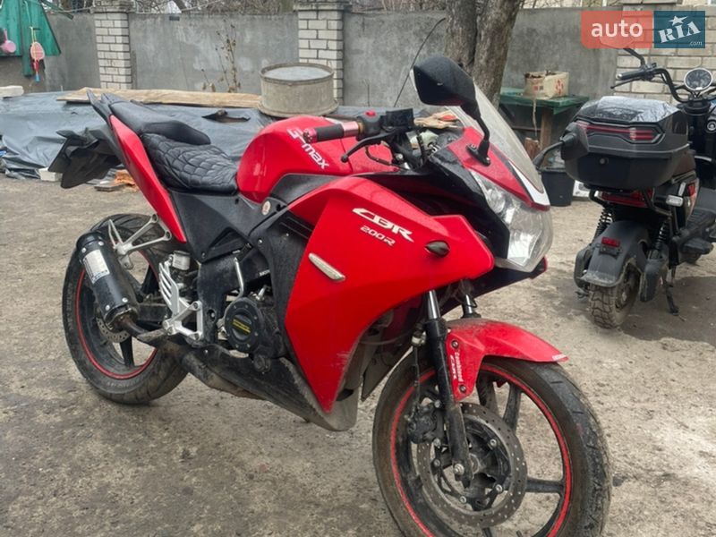 Спортбайк G-max 250 Raiser 2013 в Коломаке