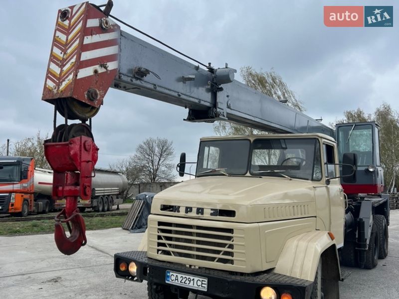 Автокран КрАЗ 250 1993 в Черкассах Автокран КрАЗ 250 1993 в Черкассах