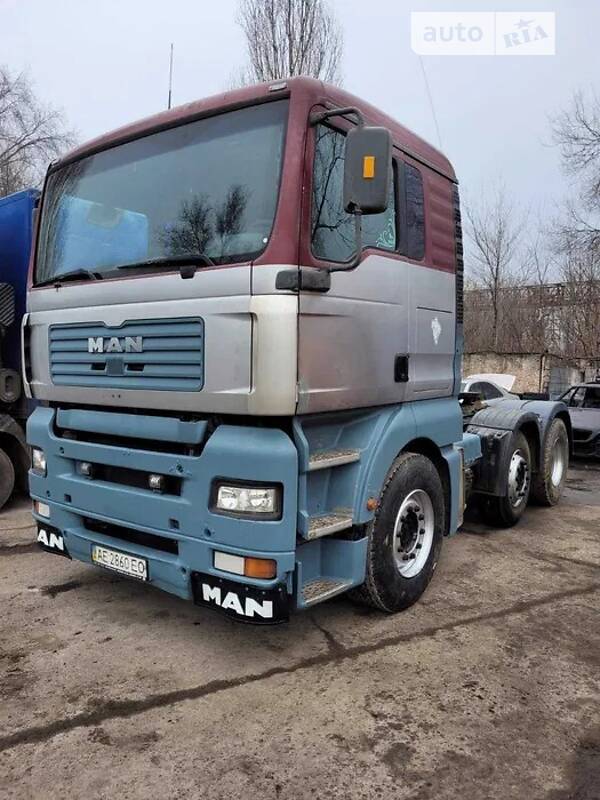 Тягач MAN 26.463 2002 в Кривом Роге Тягач MAN 26.463 2002 в Кривом Роге