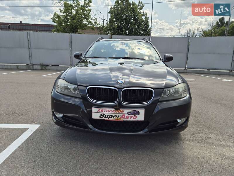 Универсал BMW 3 Series 2010 в Киеве