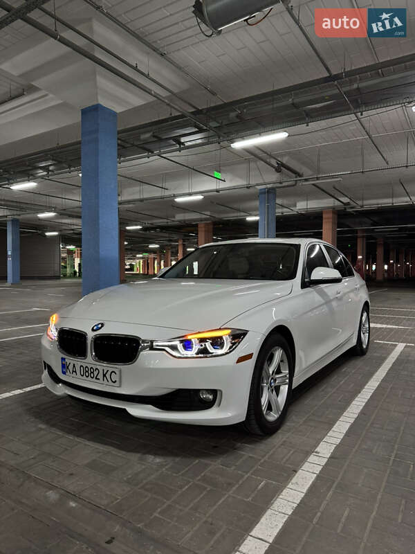 Седан BMW 3 Series 2013 в Киеве