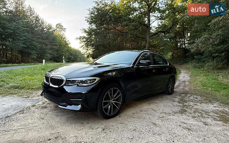 Седан BMW 3 Series 2019 в Львове