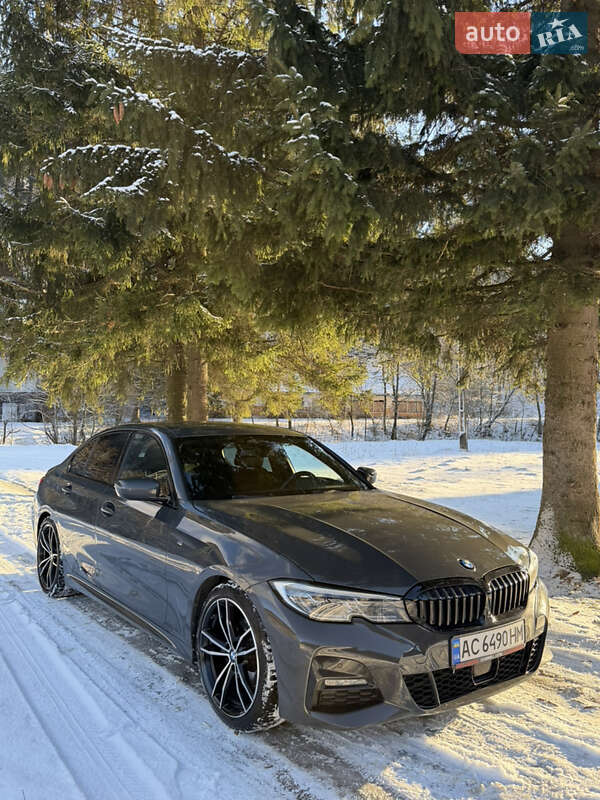 Седан BMW 3 Series 2019 в Белгороде-Днестровском