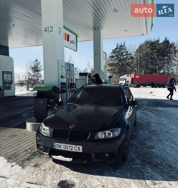 Универсал BMW 3 Series 2005 в Березному