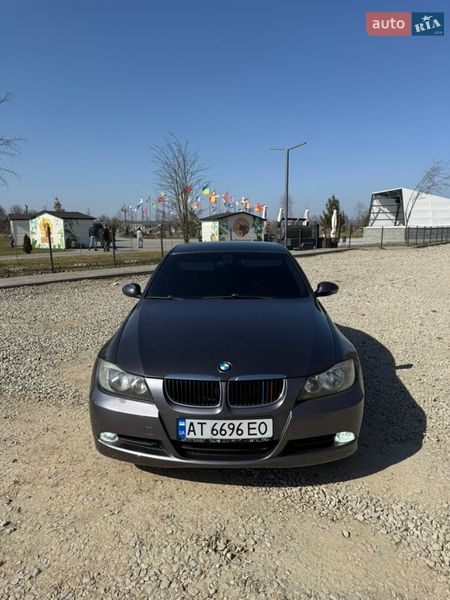 Седан BMW 3 Series 2005 в Надворной Седан BMW 3 Series 2005 в Надворной