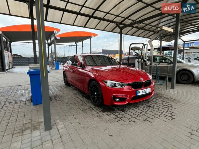 Седан BMW 3 Series 2017 в Кременчуці