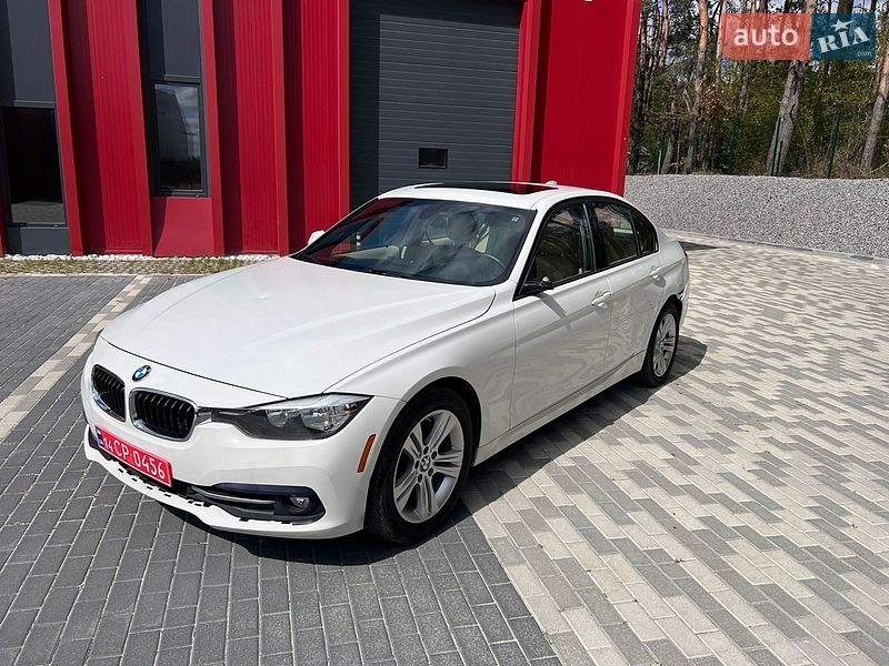 Седан BMW 3 Series 2015 в Львове Седан BMW 3 Series 2015 в Львове