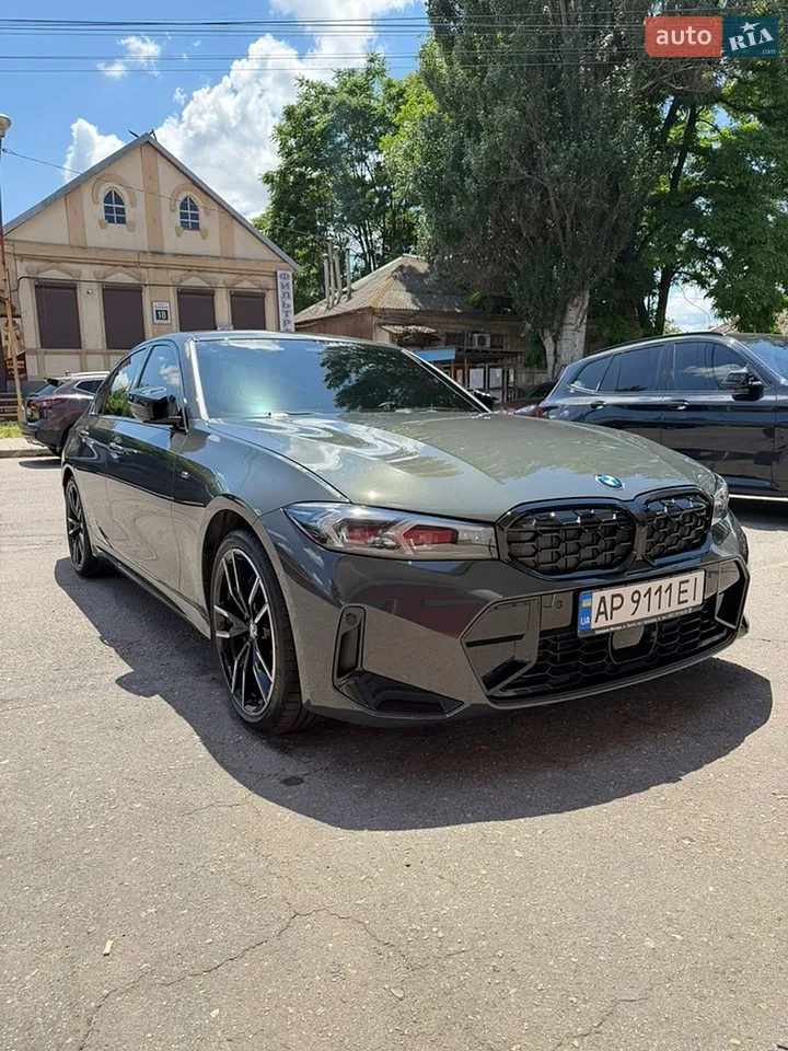 BMW 3 Series 2024 photo 2