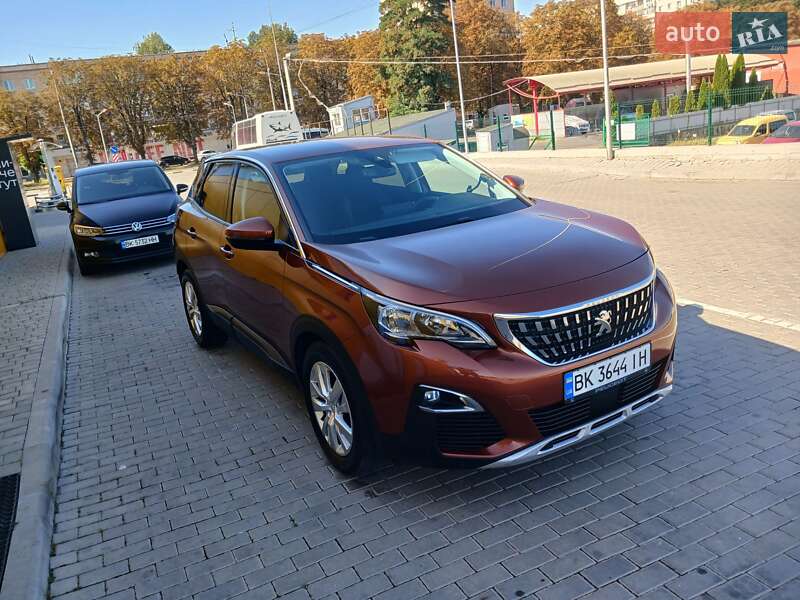 Внедорожник / Кроссовер Peugeot 3008 2016 в Ровно