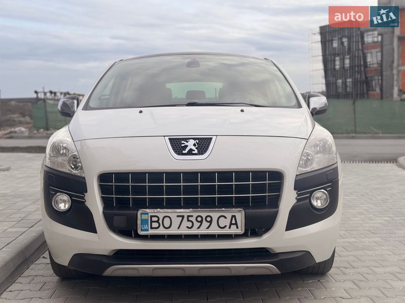 Внедорожник / Кроссовер Peugeot 3008 2010 в Тернополе