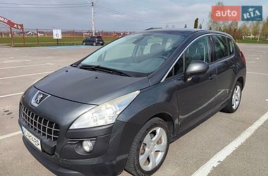 Позашляховик / Кросовер Peugeot 3008 2013 в Луцьку