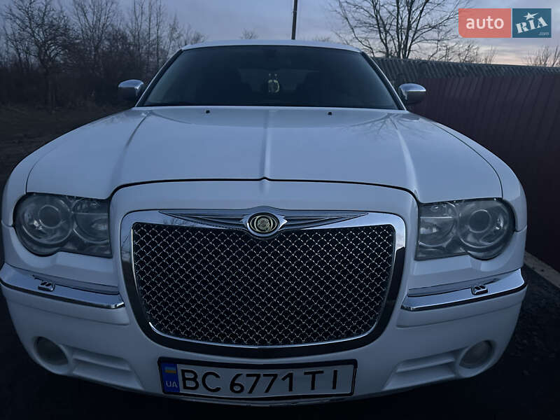 Хэтчбек Chrysler 300C 2005 в Жмеринке