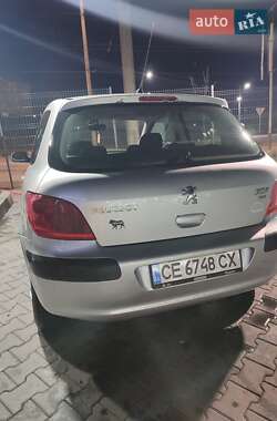 Хэтчбек Peugeot 307 2003 в Черновцах