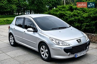 Хэтчбек Peugeot 307 2008 в Львове