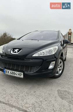 Универсал Peugeot 308 2010 в Нетешине