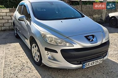Хэтчбек Peugeot 308 2010 в Славуте
