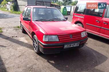 Хэтчбек Peugeot 309 1990 в Ивано-Франковске Хэтчбек Peugeot 309 1990 в Ивано-Франковске