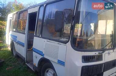 Пригородный автобус ПАЗ 3205 2004 в Народичах