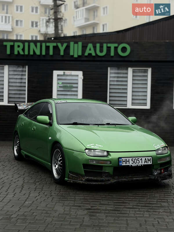 Седан Mazda 323 1994 в Одессе