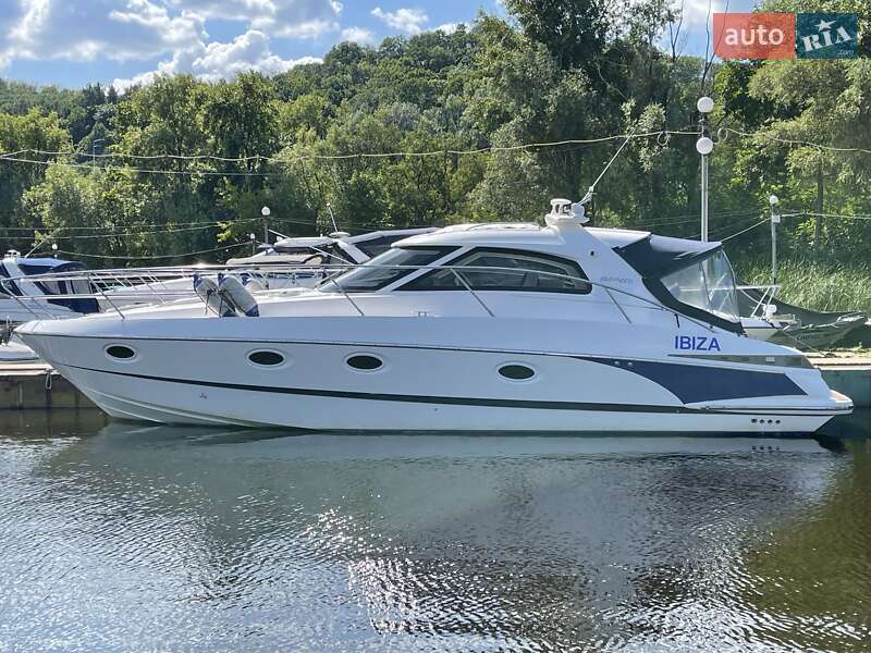 Моторная яхта Elan 35 2005 в Киеве